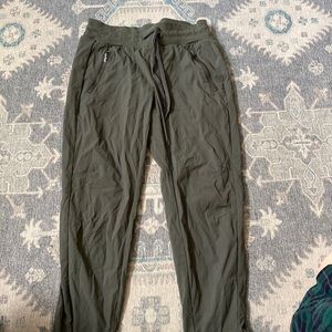 Trekki North Athleta joggers